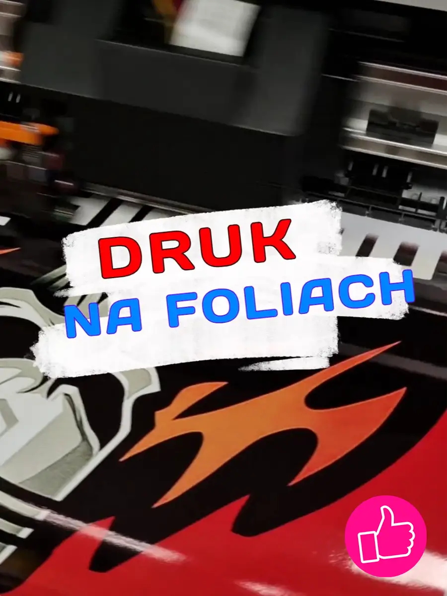 Produkcja reklam wielkoformatowych - praca plotera drukującego w Agencji Punkt